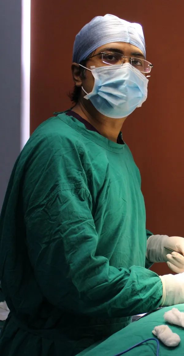 Dr. Vishal Purohit performing surgery in state-of-the-art operating theatre